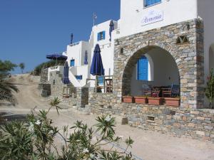 Armonia by Grispos Villas Schoinoussa-Island Greece