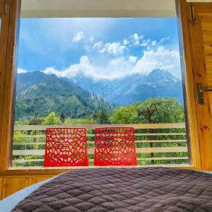 Solang Valley View by Signature Stays