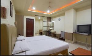 Hotel Sitara Grand, KPHB