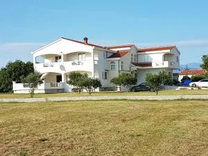 Apartments Mrdelja - Vrsi