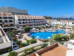 Beachfront Apartment in Parque Santiago, Playa de Las Americas