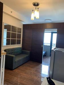 Cozy ans AffordableStaycation Air Residences Makati