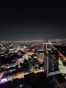 Cozy ans AffordableStaycation Air Residences Makati