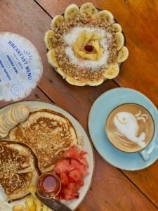 Solmate Collective Guesthouse - Madiha
