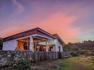 Loti Guest House