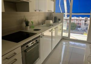 2 pièces avec terrasse proche PORT et VIEUX NICE