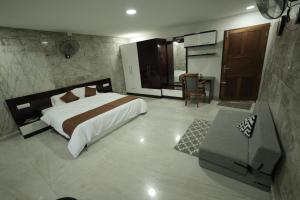 Rasa Riverside