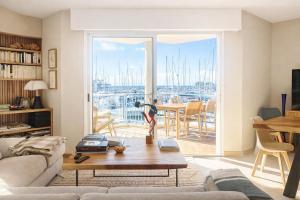 L Instant Marina Port Fréjus