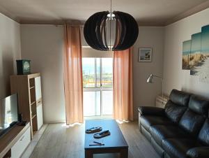 Max Crib Sea front Apart with AC and garage