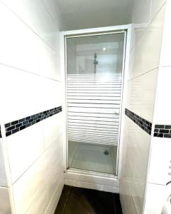 Bright 1 Bedroom near République Paris 10th 1