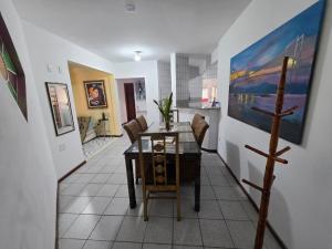 COBERTURA COM PISCINA