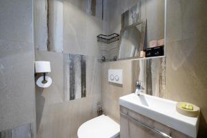 Cannes Center Apartment 5 min Palais AC Bright