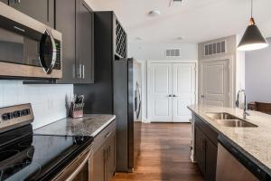Landing Apartments - The Fitzroy Promenade