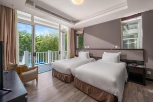 Aqua Luxury Premier Villa Beachfront Private Pool Da Nang Center