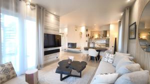 Haut de Villa Presquile Cassis T3 Pool Parking