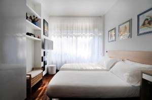 Milan Fashion Week September 2026- 2BR 2BA