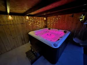Villa Spa & Piscine chauffée à 5 Plage & Village naturiste
