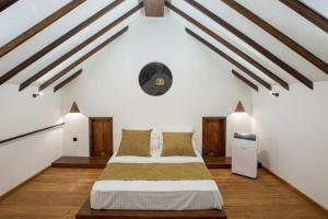 Avora Lake Villas