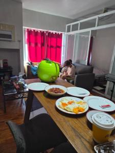 Manila Condominium Apartment Staycation long stay accepted Malate bay area nightlife and city center