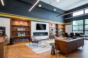 Landing Incredible 2BD Game Room Pool