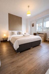 5 lits, T4, 3 chambres, 100m2, Free Parking, Spacieux