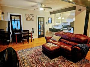 Grand Heritage Home: Steps from Lake Carlsbad