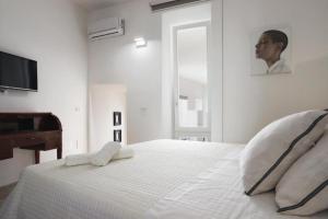 Loft Aurispa 143 a refined oasis in the heart of Baroque beauty img12