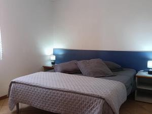 LES BULLES DE MONA - Marina Corse - 2 ch - Clim - Terrasse-pieds dans leau-plage