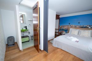 Large 1-Bedroom Duplex Apartment Prime Lisbon Location