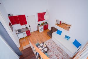 Large 1-Bedroom Duplex Apartment Prime Lisbon Location