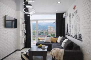 Black & White Studio Near Beach with Balcony Batumi