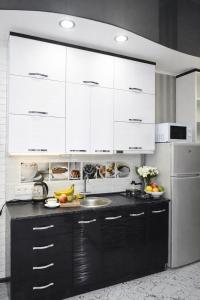 Black & White Studio Near Beach with Balcony Batumi