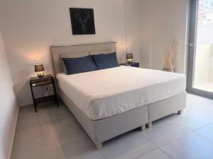 Zonapartments B sea view- city center