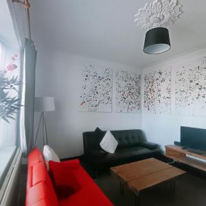 Geneva Cottage 4 Bedroom House Darlington