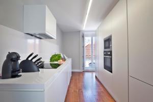 Lisbon Five Stars Apartments Combro 7