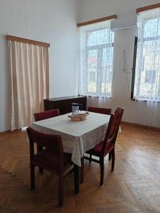 City Centre Modern Flat - Panoramic Urban View