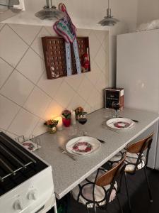 Apartment 2 min from airport 10 min to city