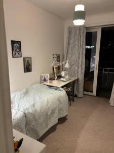 Apartment 2 min from airport 10 min to city