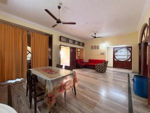 EliteStay homestay 3BR in Vizag by homeyhuts 2f