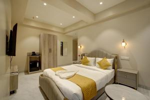 StayBird Capital- Business Hotel, Magarpatta City