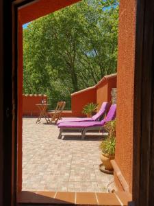 Beautiful River-front Villa with Natural Pool