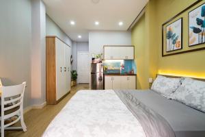 Quiet Balcony Studio Walk to Ben Thanh & D1