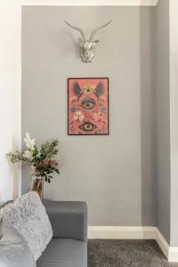Bright High St Apartment In Heart Of Town Sleeps 6