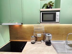 REOs Apartment