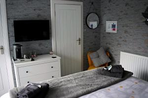 Kirkhill Cottage B&B