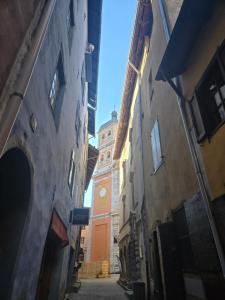 Bel Appartement T2 au coeur de la vieille ville de Briançon dans la cité Vauban, Serre Chevalier