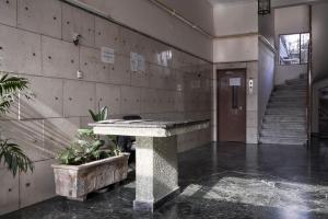 Fix 2bd apartment with Parthenon view