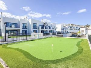 Modern Duplex with Jacuzzi, BBQ, Pool & Restaurant - Paraiso Pueblo 4 3