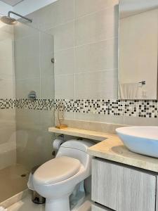 Palmetto Sunset Ocean Front Cartagena Laguito 2903