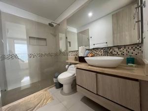 Palmetto Sunset Ocean Front Cartagena Laguito 2904